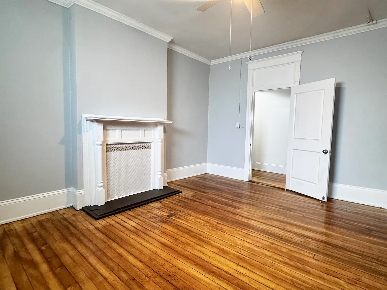 502 S Center St — Photo 3