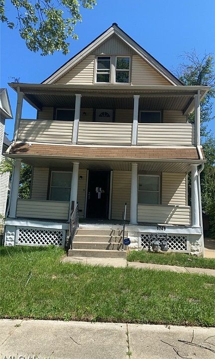 1st image of 1749 Eastham Ave