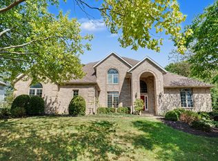3160 Lundy Ln, Bettendorf, IA 52722