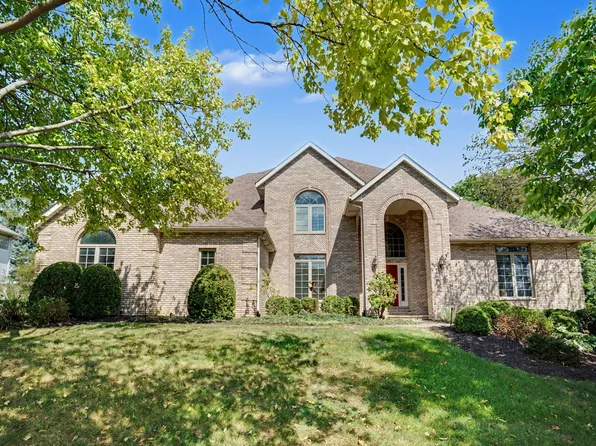 3160 Lundy Ln, Bettendorf, IA 52722