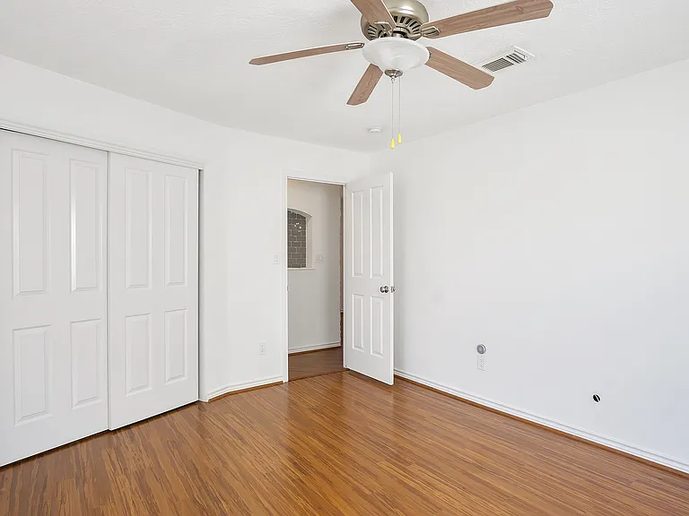 1253 Du Barry Ln — Photo 10