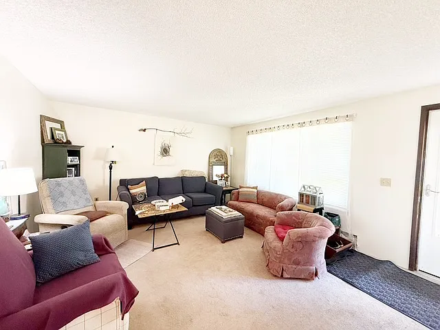 Placement- 1630 Trenton Avenue - 13 — Photo 4