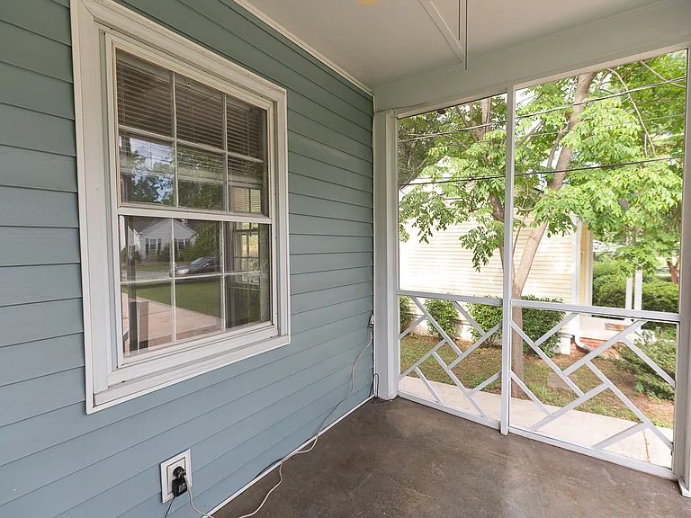 1700 Colonial Ave — Photo 5