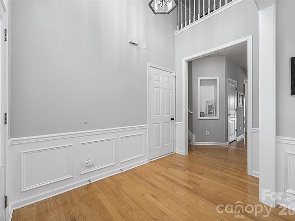 5th image of 7209 Corduroy Ct