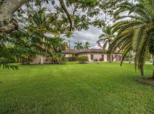 10670 SW 26th Ct, Fort Lauderdale, FL 33328