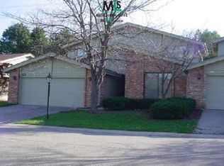 7193 E Suncrest Rd, West Bloomfield, MI 48322