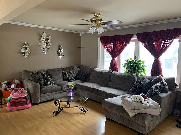 4th image of 350 Sherwood Dr