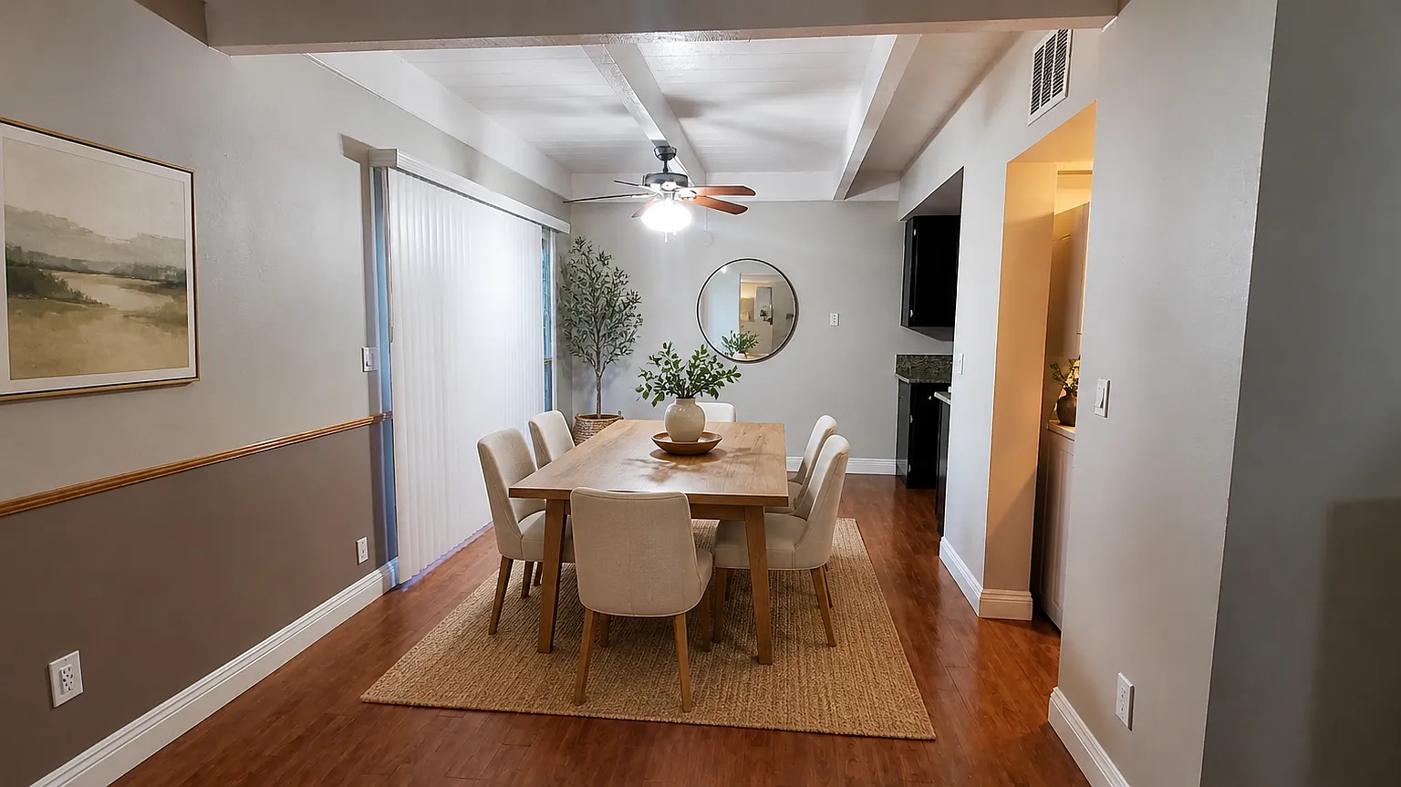 Orangevale Plaza Townhomes — Photo 4