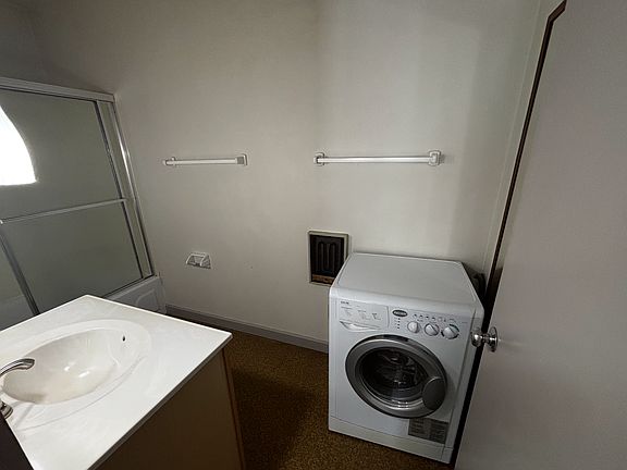 5th image of 319 N Park Ave