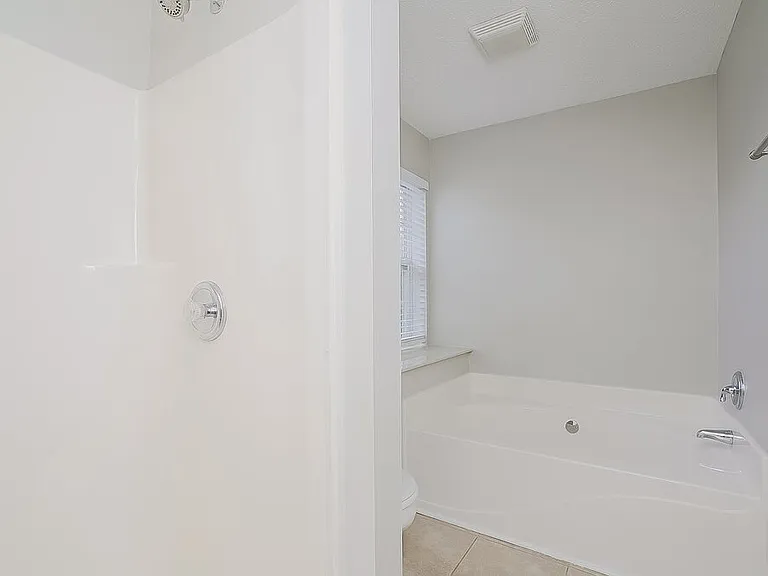 6112 Hampton Hall Way — Photo 16