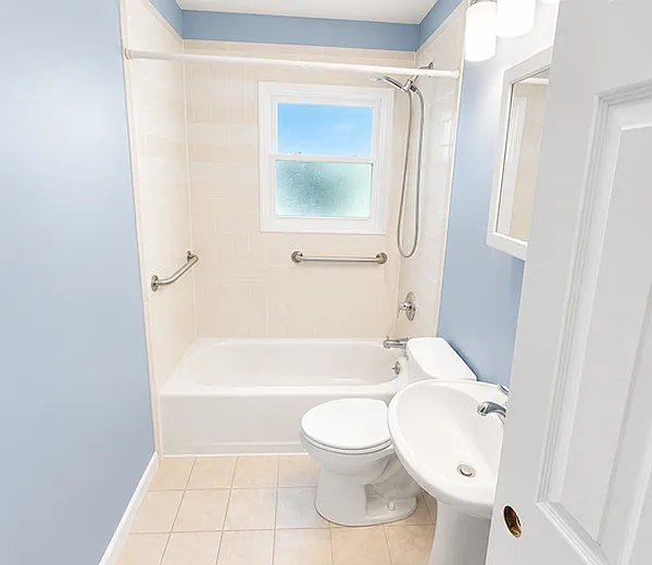 3 bed, 925 sqft, $1,450 — Photo 4