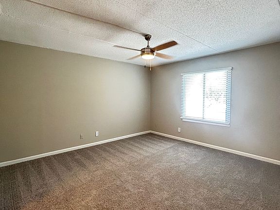 5th image of 355 Monument Rd #6018ef096