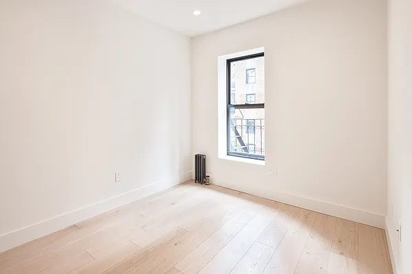 Rented by Compass | media 20