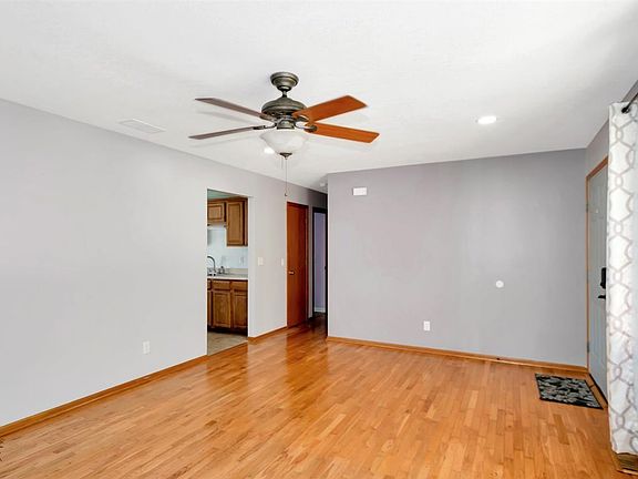5th image of 231 Vita Ln