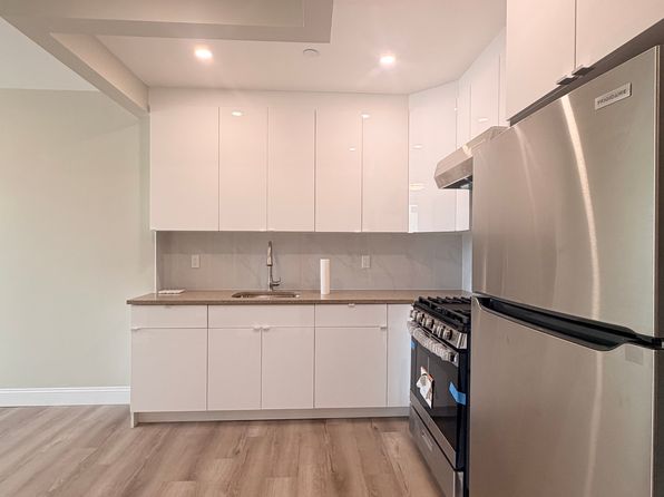 163-07 72nd Ave #4F