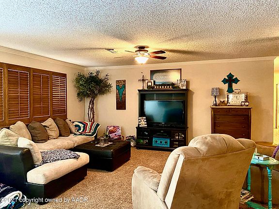 4th image of 209 Bennett Dr