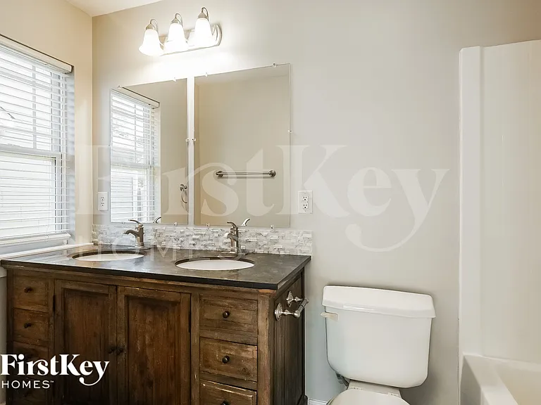 193 Creekstone Trl — Photo 10