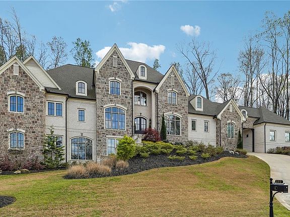 2nd image of 252 Traditions Dr