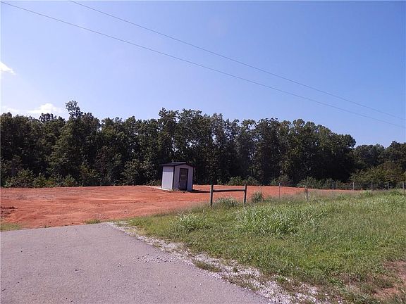 5th image of 10509 Highway 412