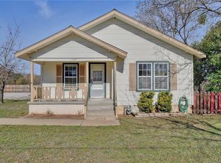 1107 E 7th St, Georgetown, TX 78626