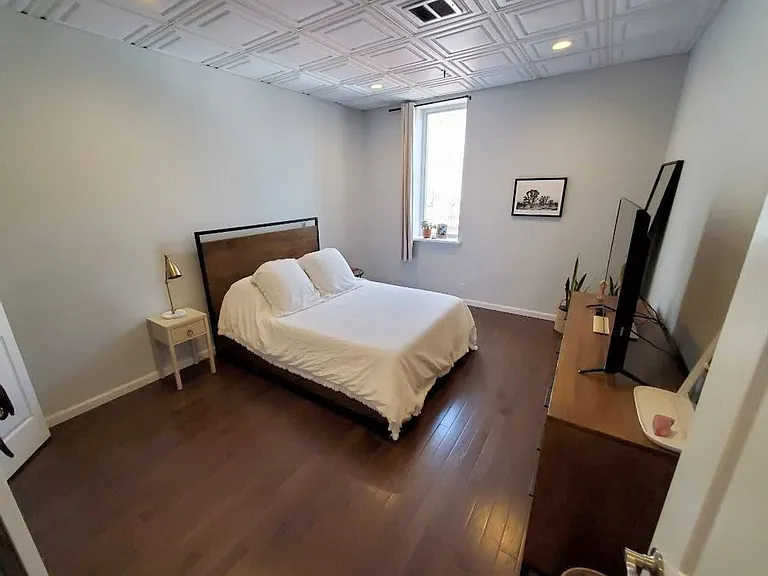 331 Bloomfield Ave — Photo 22