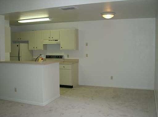 4th image of 5998 Westgate Dr APT 303