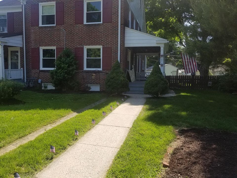 1st image of 247 E Irvin Ave