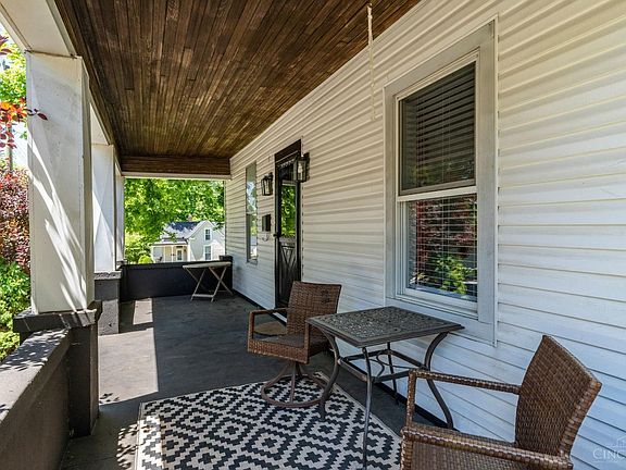 4th image of 680 Old St #32