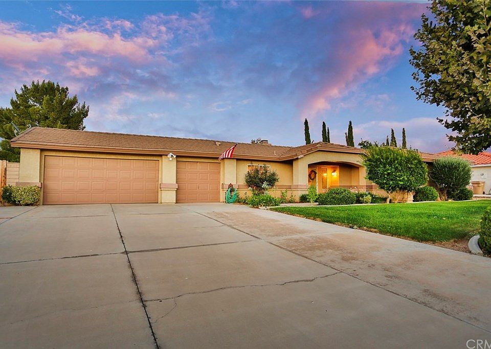 1st image of 6753 Redwood Ave