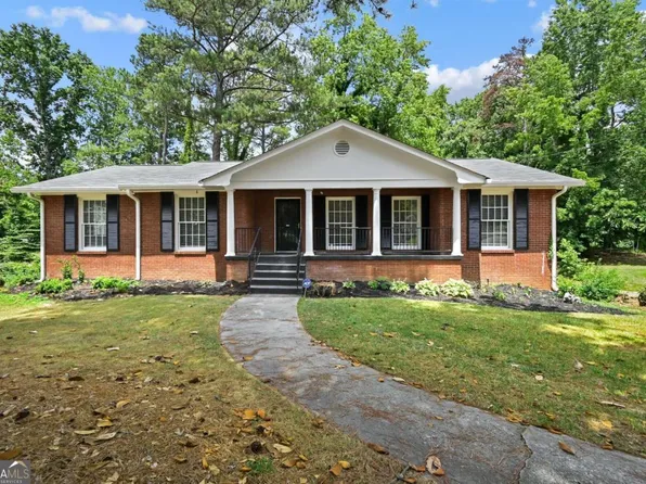 783 Caron Cir NW, Atlanta, GA 30318