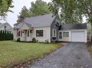 58 Brook St, Barrington, RI 02806