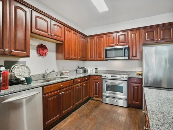 22 Avenue At Port Imperial APT 325, West New York, NJ 07093