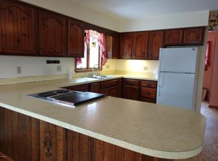 9668 Herrick Rd, Carson City, MI 48811