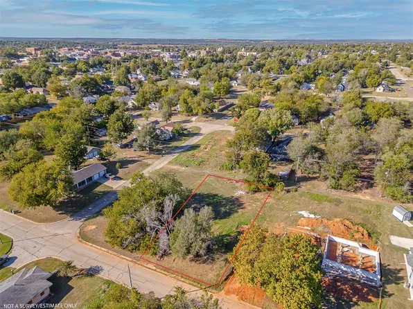 604 E Lincoln Ave Lot 15, Guthrie, OK 73044