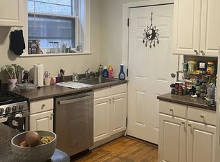 2131 W Giddings St APT 2B, Chicago, IL 60625