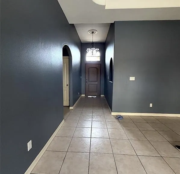 1808 Yellowbrick Rd — Photo 3