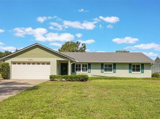 21551 Lake Seneca Rd, Eustis, FL 32736