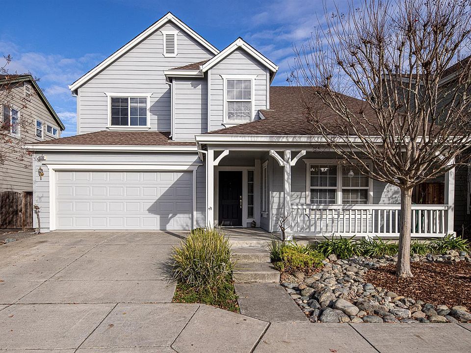 2nd image of 1732 Spur Ridge Ln