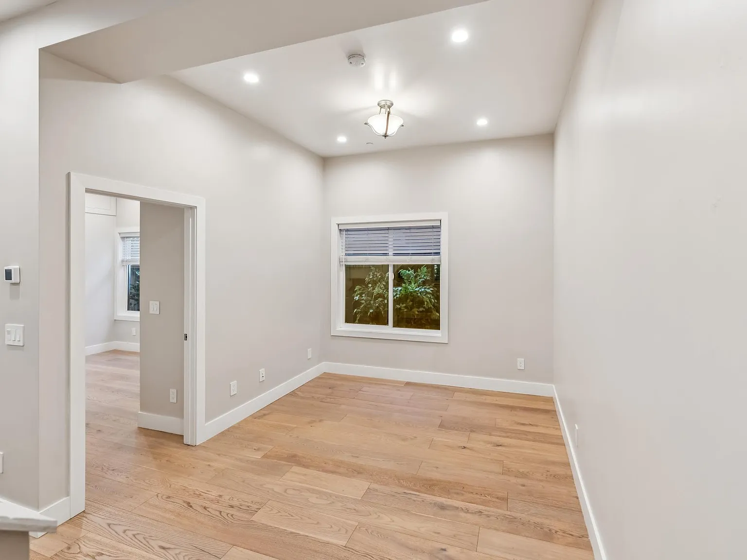1 bed, 600 sqft, $3,350 — Photo 4