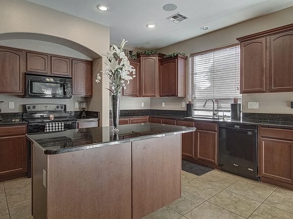 3rd image of 4167 E Amarillo Dr