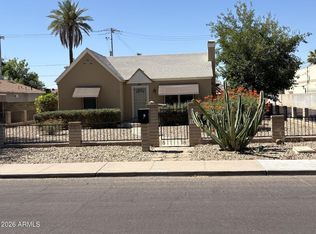 1617 E EARLL Drive, Phoenix, AZ 85016
