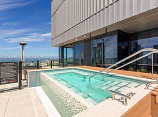 Skyglass, Seattle, WA 98109