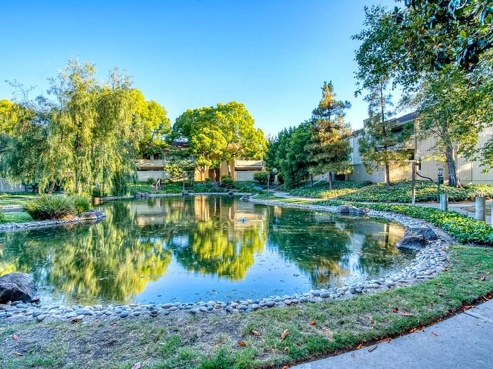1st image of 952 Kiely Blvd