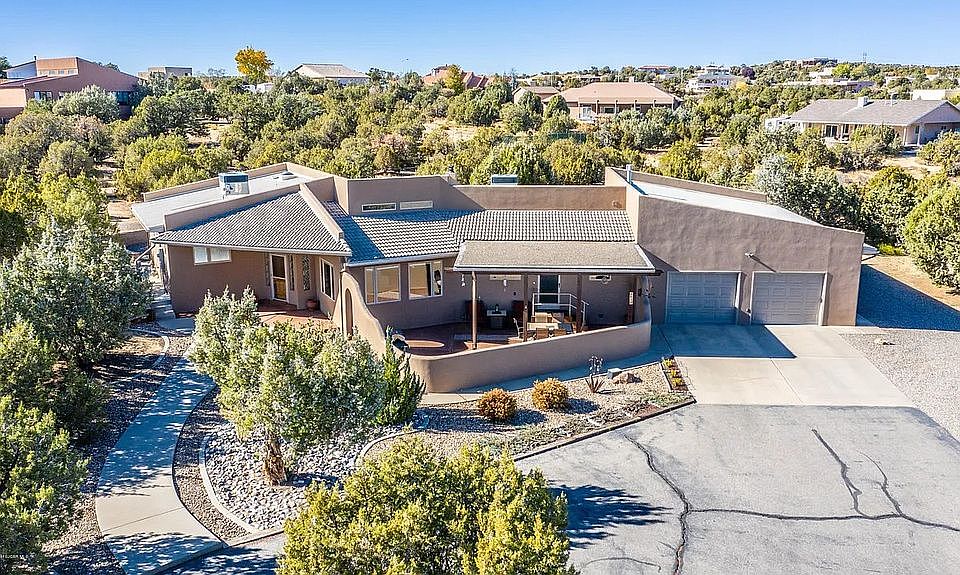 1st image of 6851 Foothills Dr