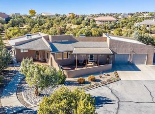 6851 Foothills Dr, Farmington, NM 87402