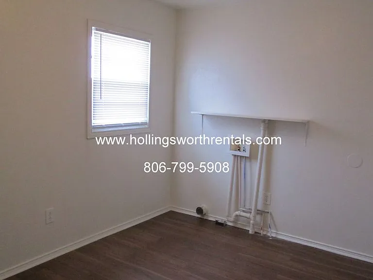5024 35th St — Photo 10