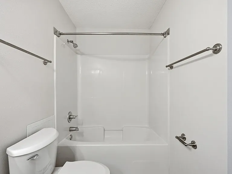 4270 Calinda Ln #316 — Photo 29