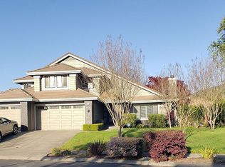 301 Troon Dr, Napa, CA