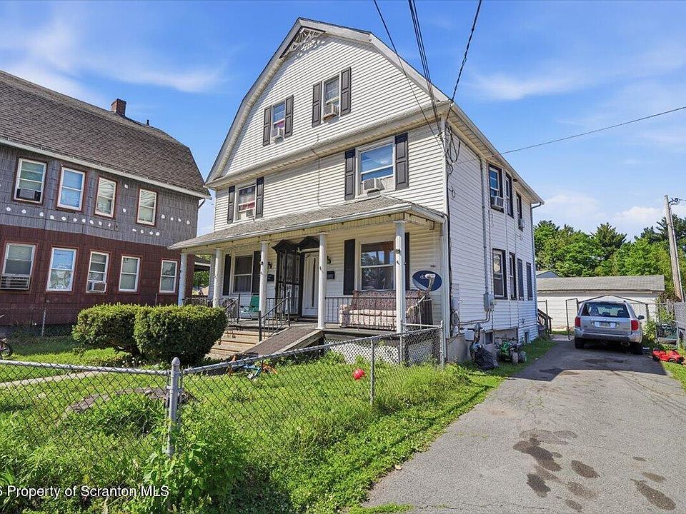 1st image of 628-630 S Blakely St