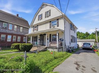 628-630 S Blakely St, Dunmore, PA 18510